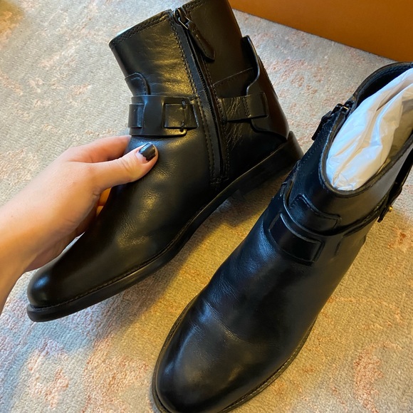 Tory Burch Black Leather Derby Flat Ankle Boots EUC - Picture 8 of 11